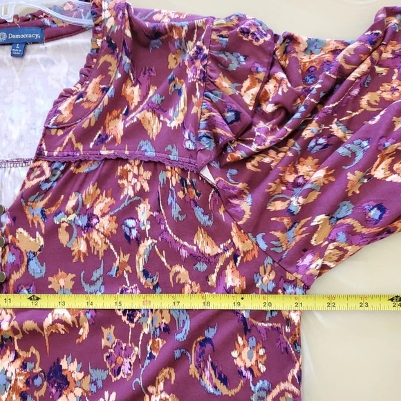 Democracy long sleeve top - Picture 9 of 9